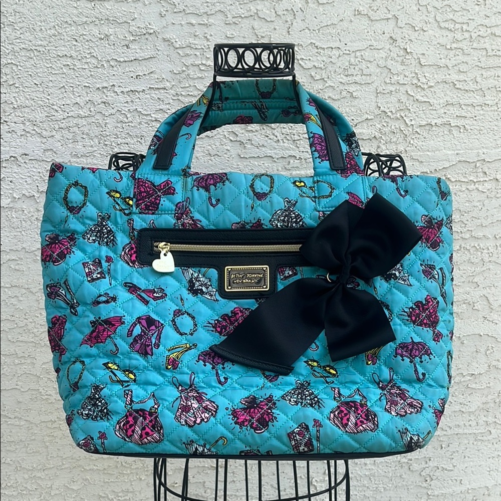 Betsey Johnson Blue and Black Tote with Bow. Detachable Crossbody Strap